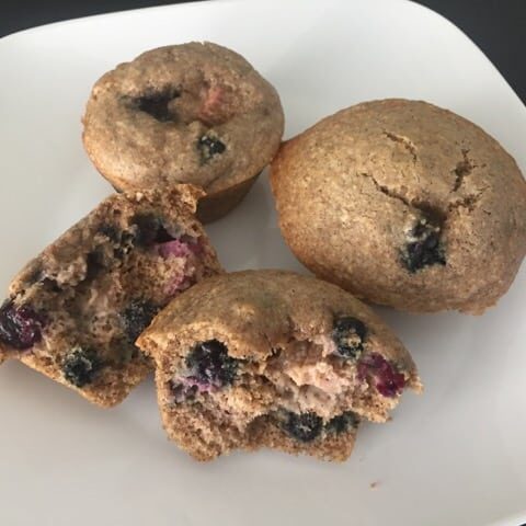 Blueberry_Rhubarb_OatbranMuffinsIMG_6585