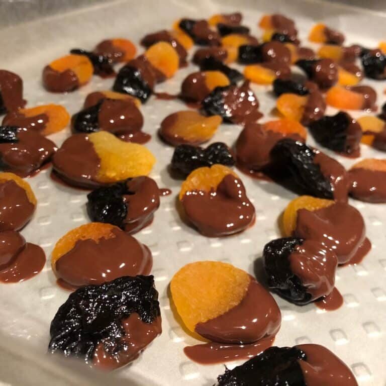 Chocolate_dipped_fruitIMG_7215