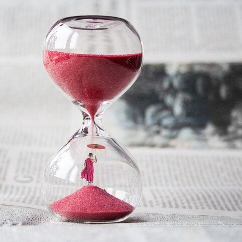 hourglass-1875812_640Pixabay